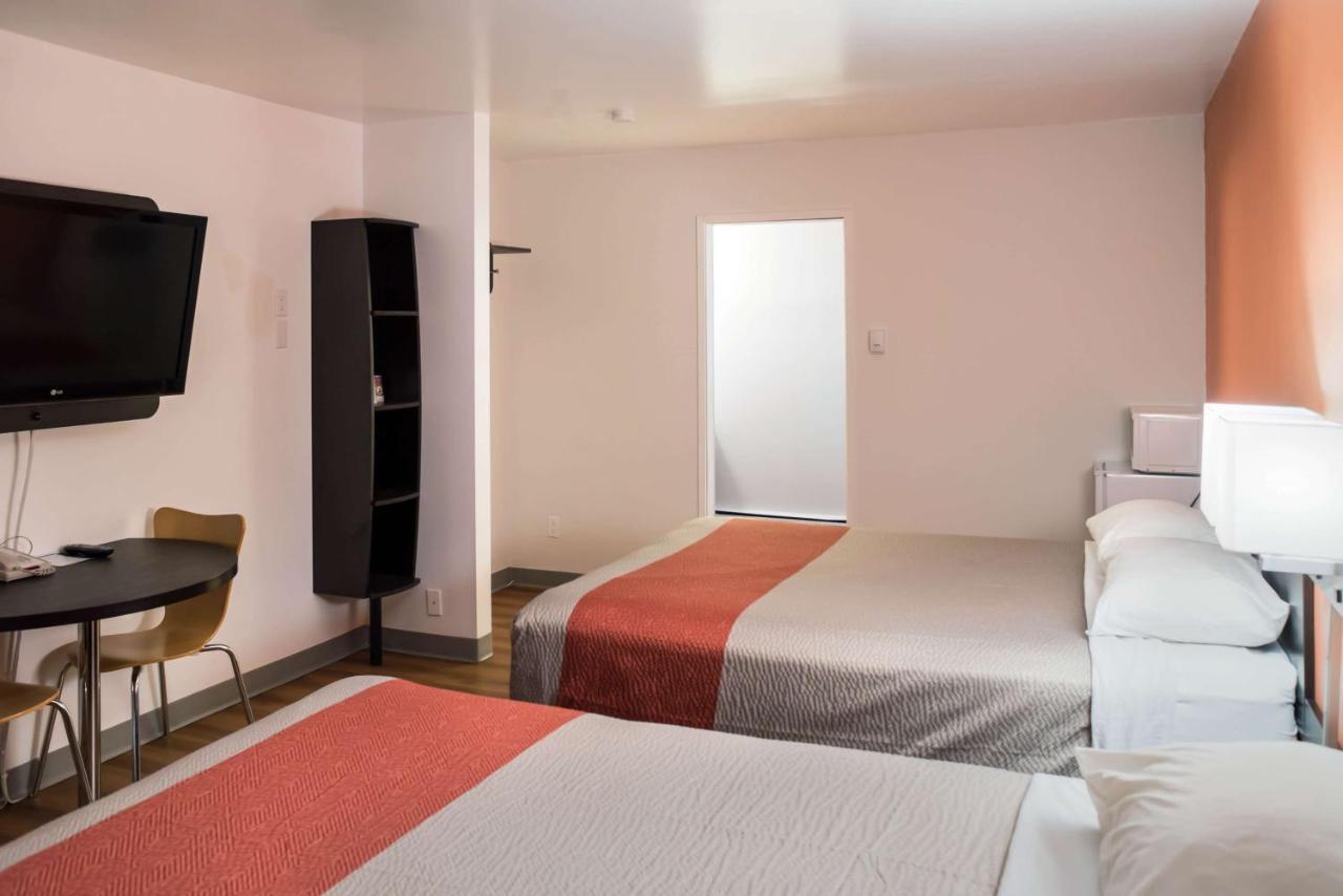 Motel 6-Fort St. John, Bc Dış mekan fotoğraf